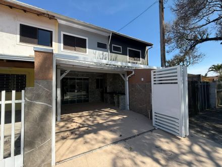 SO056 - SOBRADO FAIXA MAR