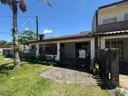 CA800 - CASA GEMINADA