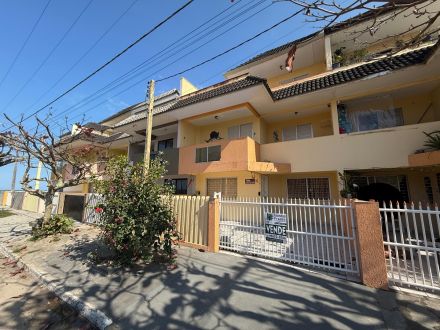 SO020 - TRIPLEX COM VISTA PARA O MAR
